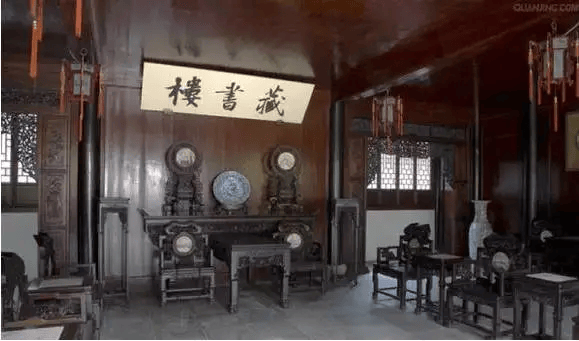 看看古代大户人家,都是怎样布置客厅的?_厅堂_家具_中堂