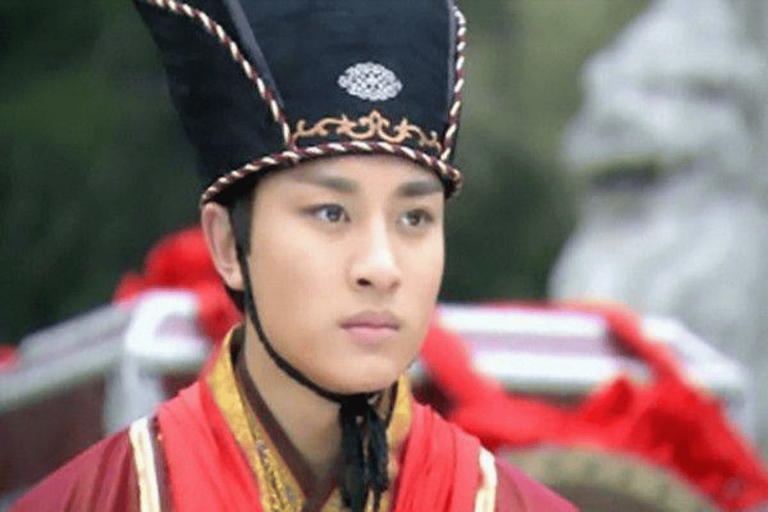 《大唐歌飞》贾乃亮诚惶诚恐,他才知道原来许多剧组的副导演都认识他