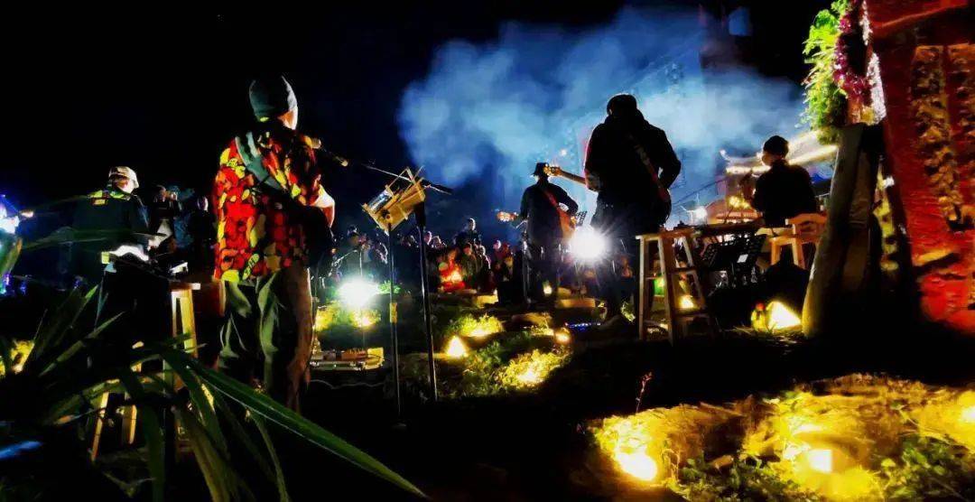 8.10出发2日 | "酉见·菖蒲"露营狂欢音乐季2日自驾半自由行