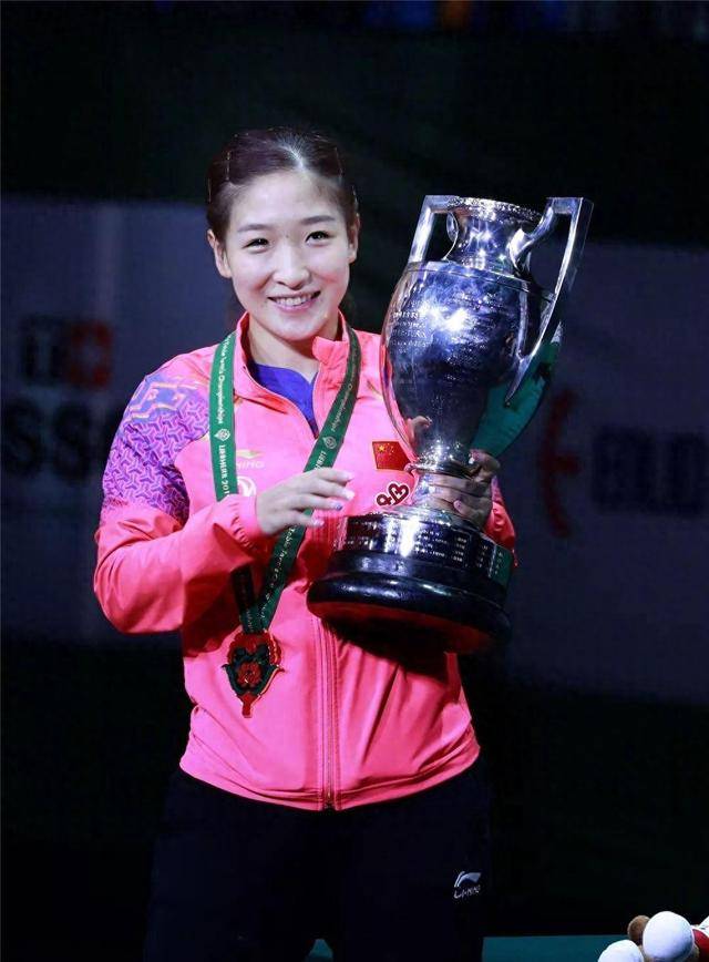 国乒当年那么火的刘诗雯,退役不到一年人气这么低了_乒乓球_比赛_梦想