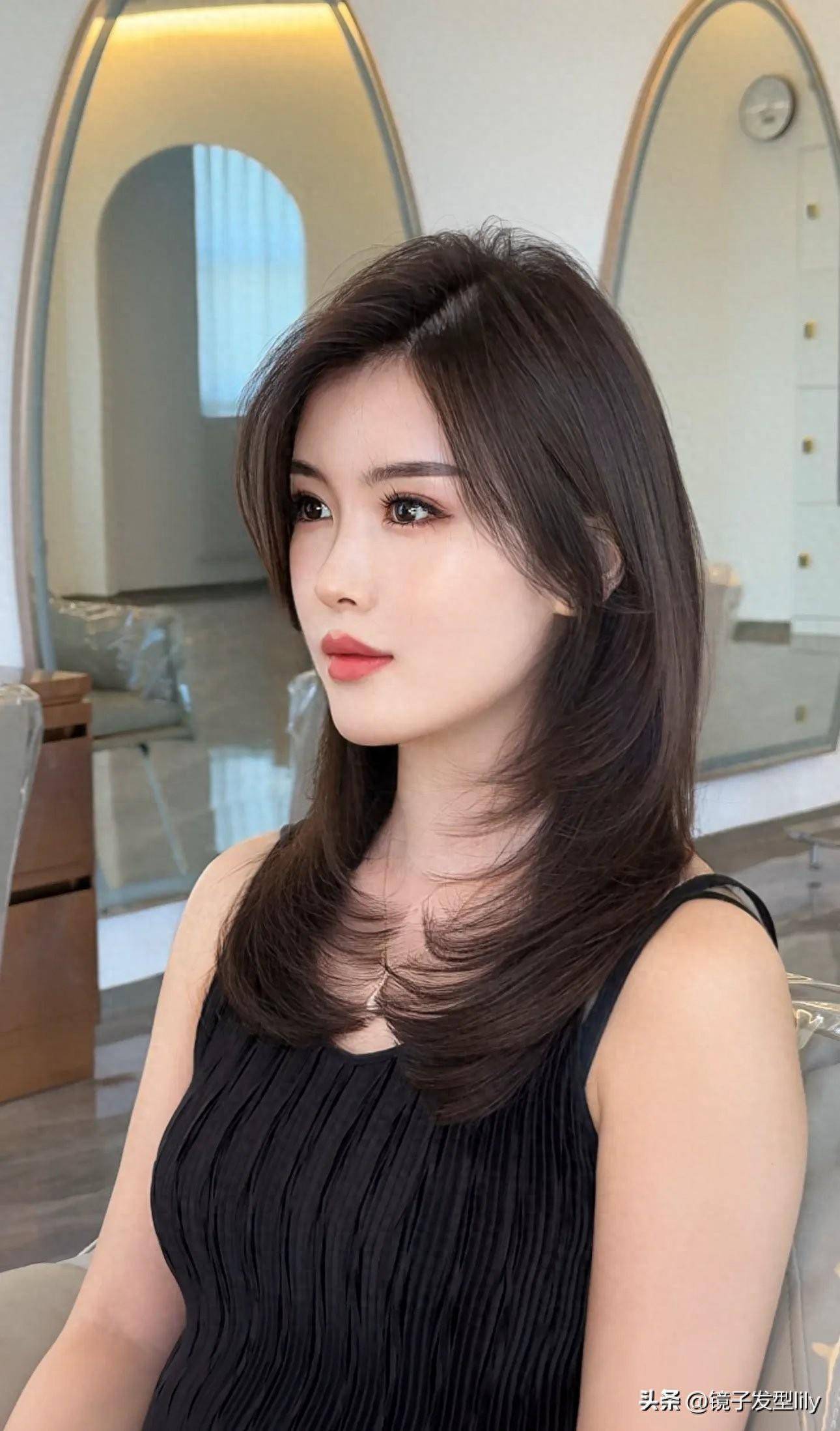 修颜中长发好看不夸张显瘦显脸小