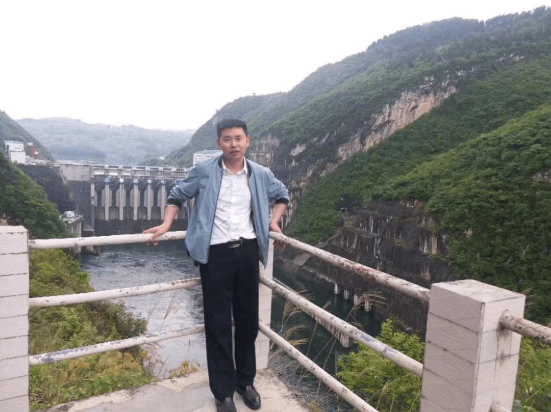 "四有好老师"丨王科学:25岁校长的乡村教育梦