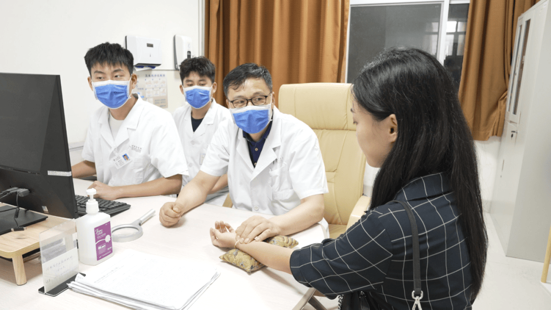 看中医也有了夜间门诊_河南省_患者_服务