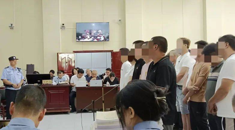 【县区动态】两地律师齐携手,法律援助维权益 ———康县一起涉及34名