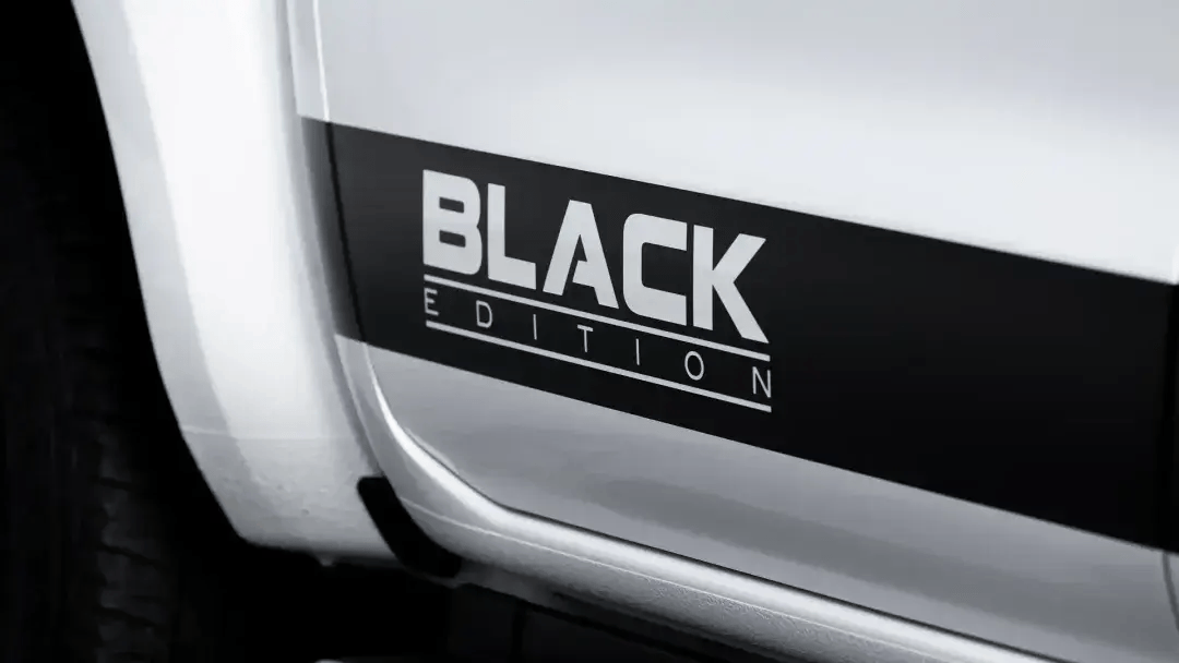 日产navara推出400台限量版black车型,9月上市