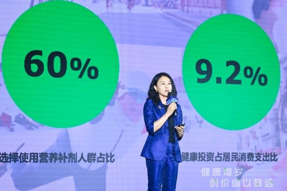 🌸中国劳动保障新闻网 【2024澳门正版平特一肖】|高温橙色预警！重庆未来两天最高气温40℃！如何在“烤”验中保持健康？  第2张