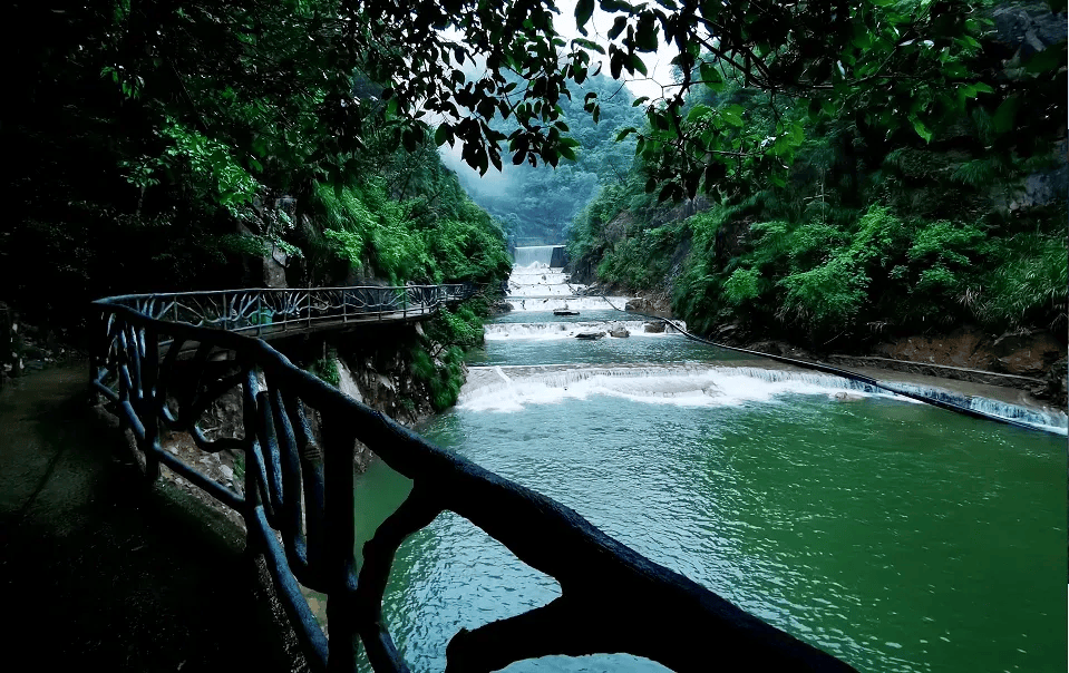 兜率天宫坐落于此龙虎山仙人城摄影师