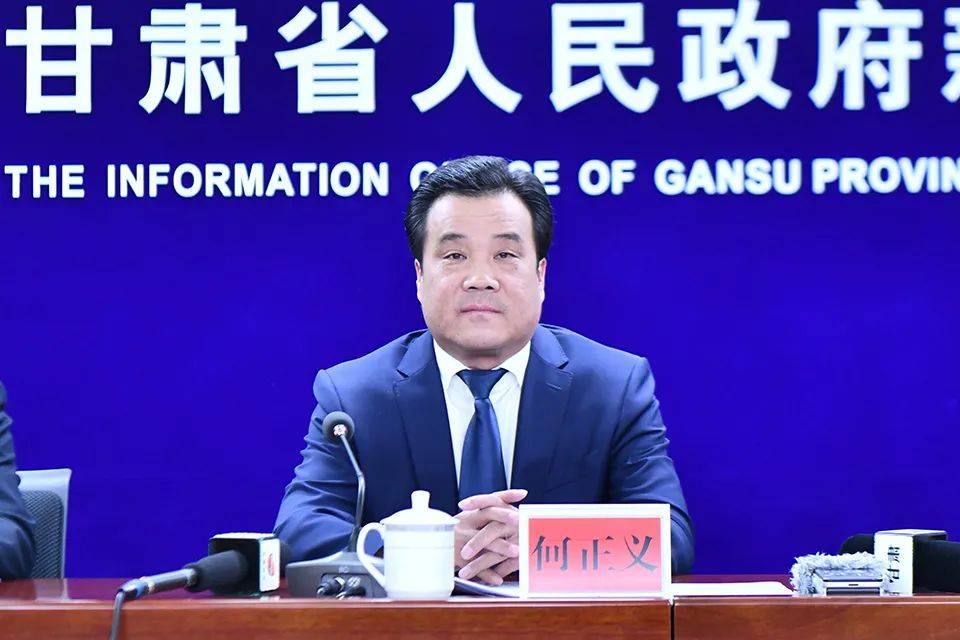 省营商环境建设局副局长 王双喜省营商环境建设局副局长 吴正勇省营商