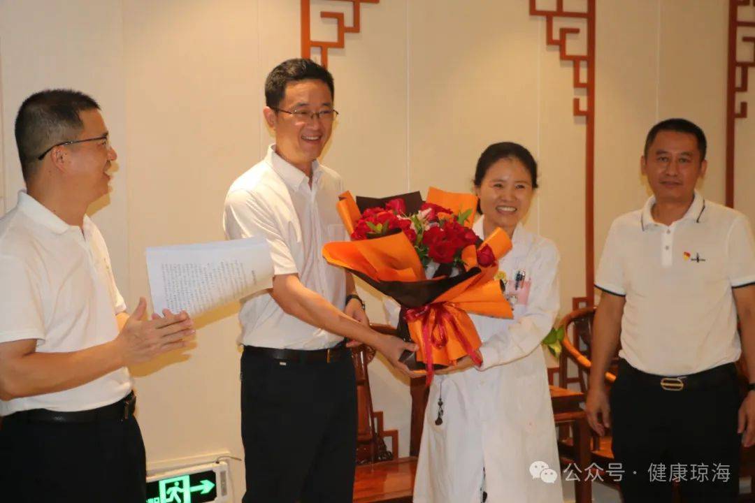 市领导开展"中国医师节"走访慰问活动_市人民医院_琼海_李熙