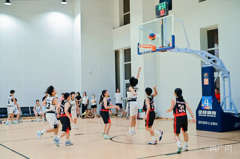 福建省中学生篮球联赛(初中组)在厦开赛