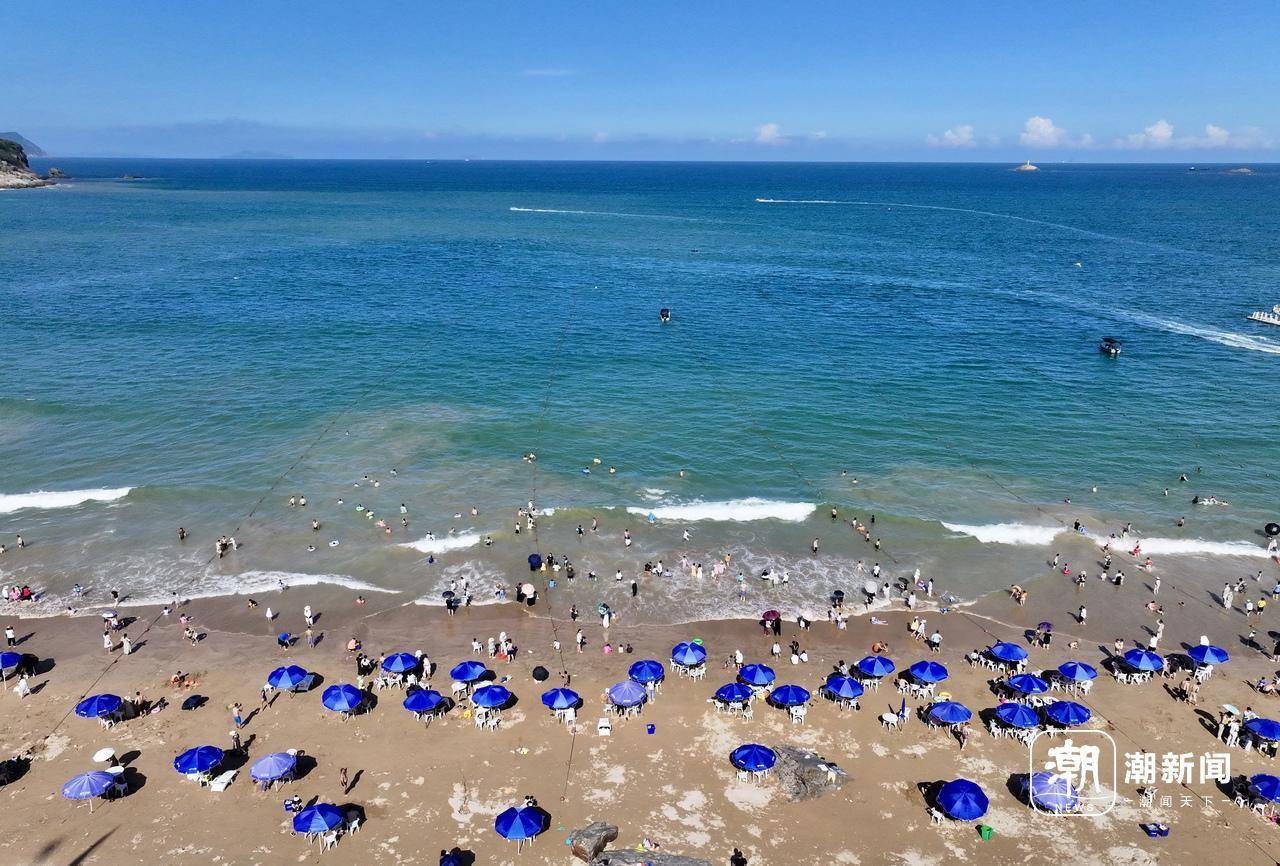 浙江温岭 盛夏滨海沙滩迎来度假好时节