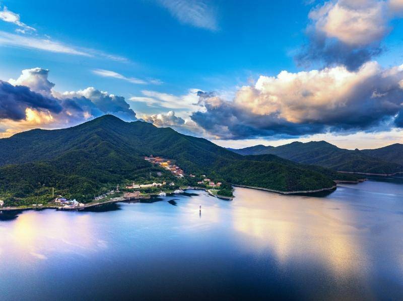 《松花湖风光(二)》