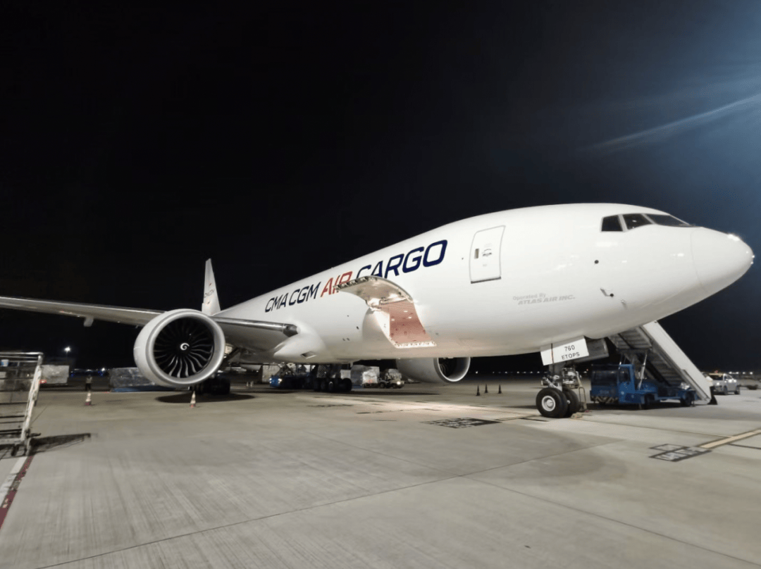 全新波音777-200F执飞，达飞开通首条空运跨太航线！