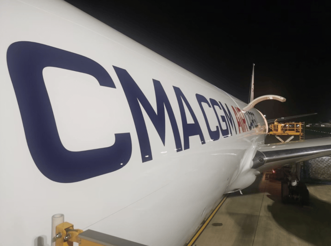 全新波音777-200F执飞，达飞开通首条空运跨太航线！(图2)