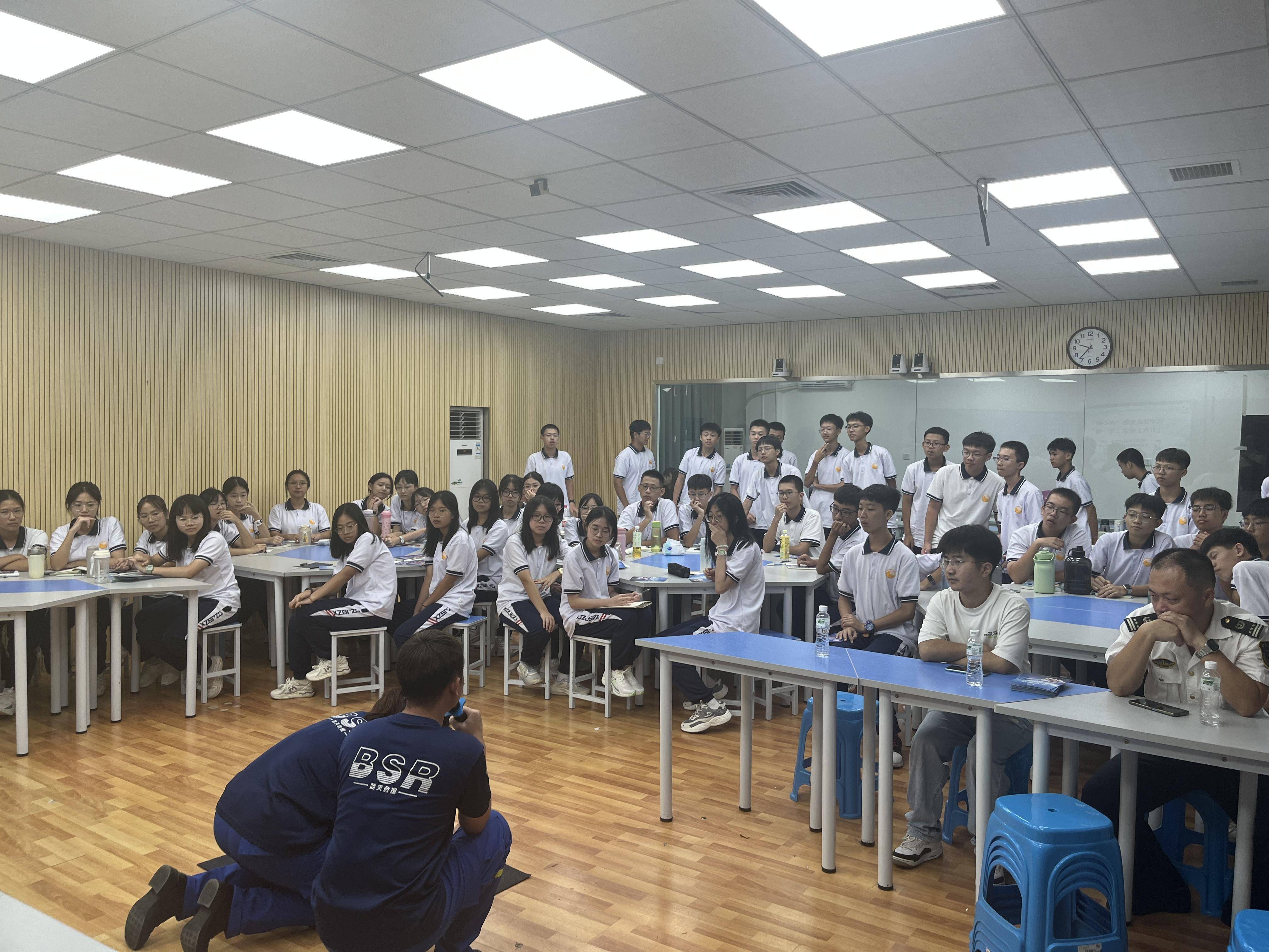 开学倒计时,水上安全"第一课"走进潮州金山中学