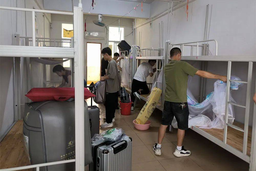 梦想起航 从这里开始|普宁市华侨中学2024级高一新生入学报到