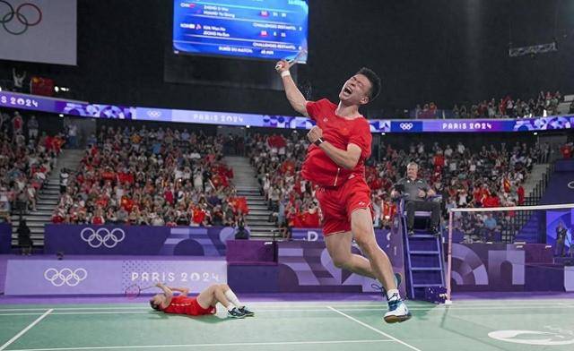 功成名就在之后,郑思维选择了"躺平",凭奥运冠军身份只打一场