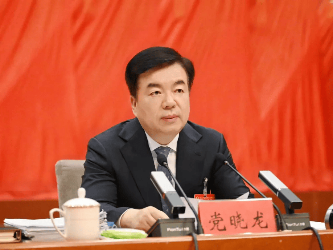 中共保定市委十二届七次全会举行