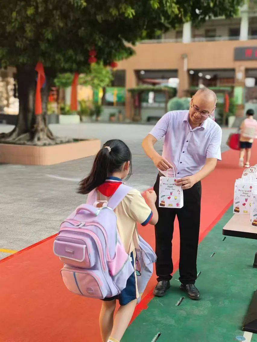 乐山白燕幼儿园图片