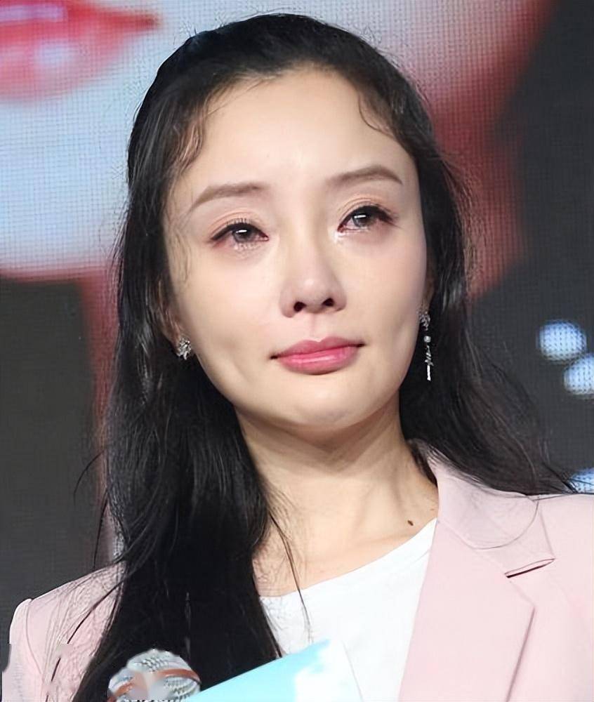 "李小璐妈妈"张伟欣:让女儿嫁给贾乃亮,是我这辈子最后悔的事