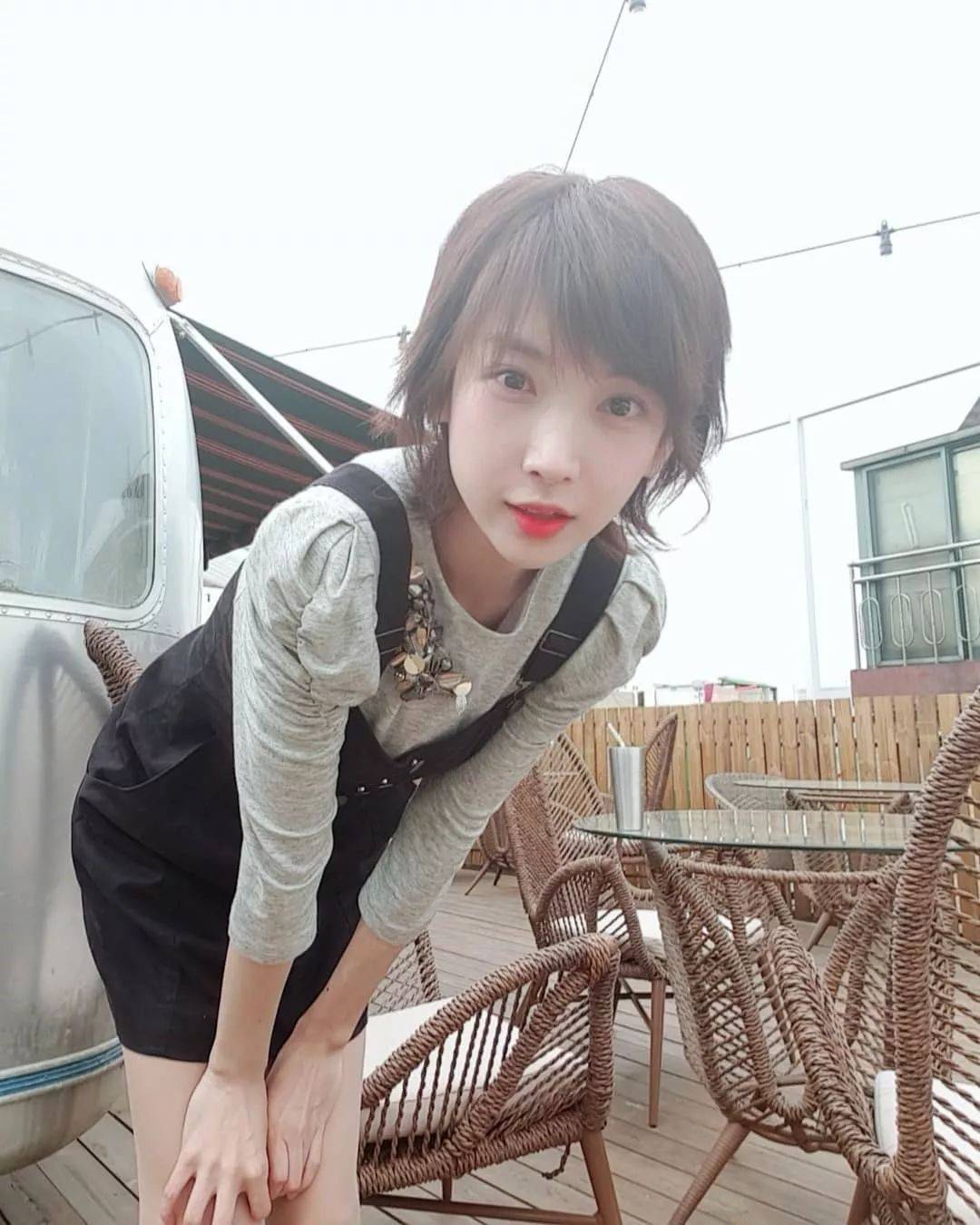 2018短碎发自然发型女