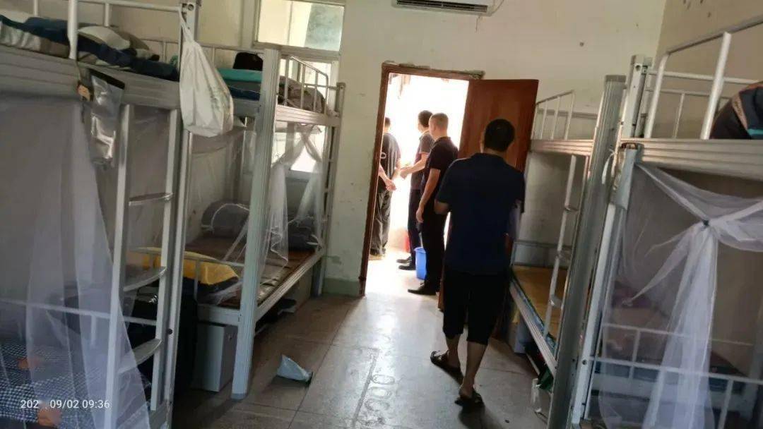 [百侯教育]百侯中学举行新学期升旗仪式暨安全教育