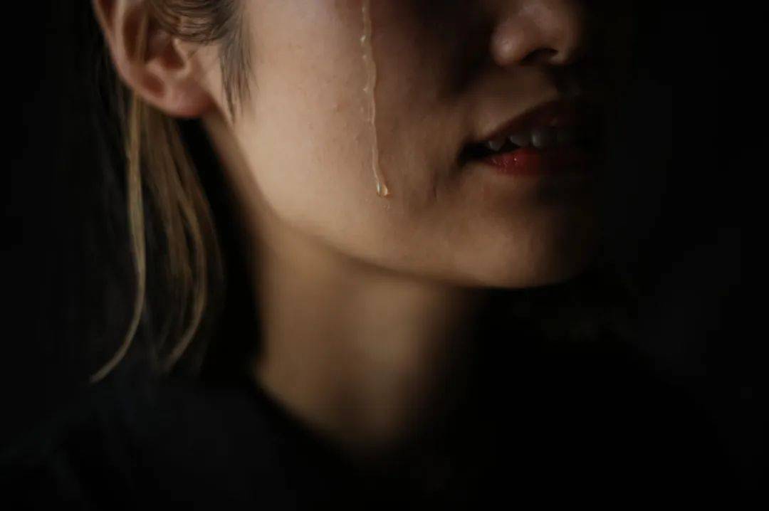 流眼泪可以真的排出身体内的“毒素”吗？_人体_情绪_成分