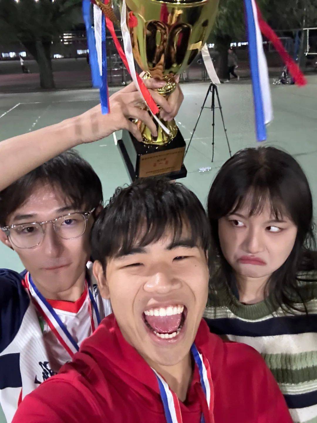 水保院排球队欢迎你的加入!