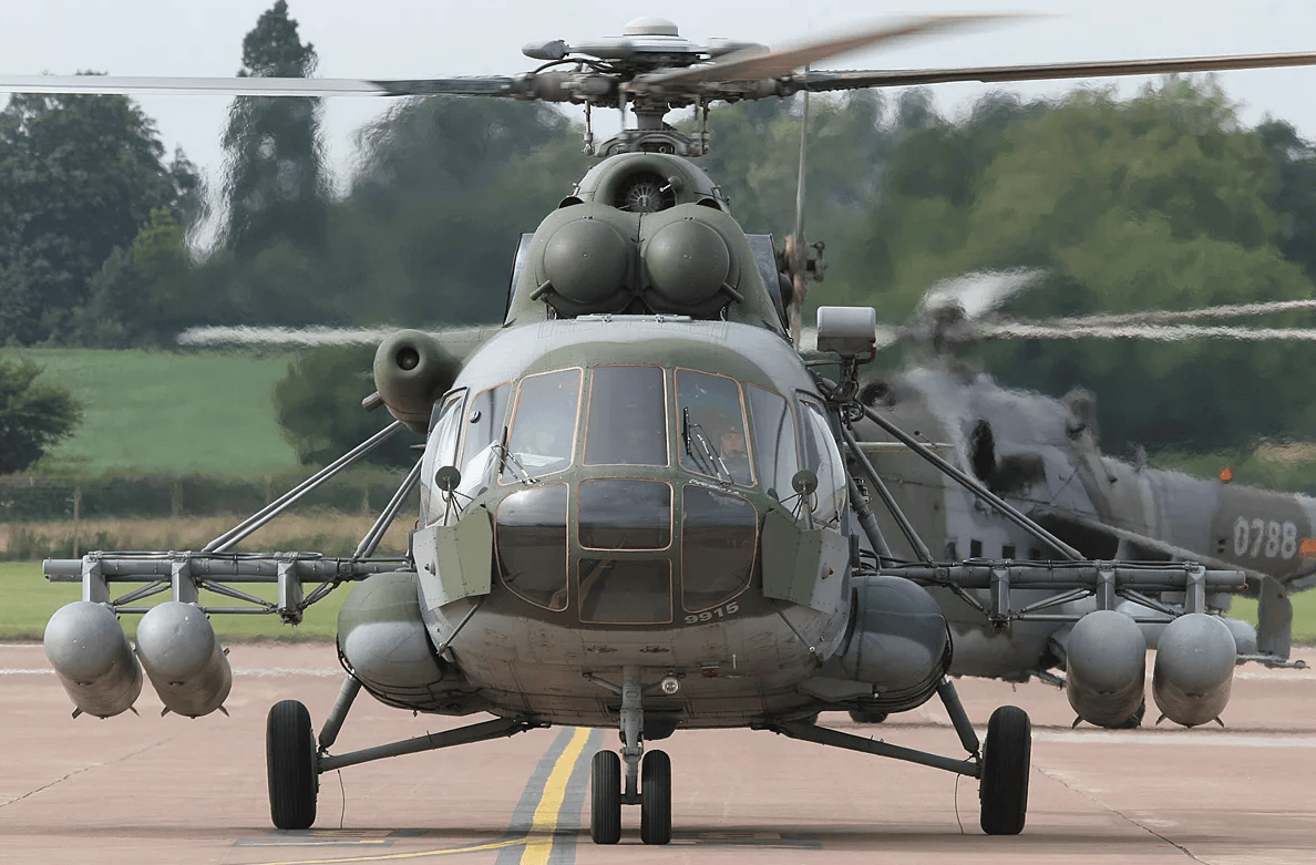 我军米-171sh直升机,执行搜救等重点任务,依然发挥重要作用