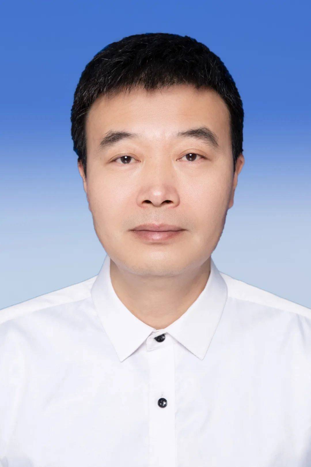 党组成员、一级调研员、组织人事处处长：严斌一级巡视员、市委督查专员