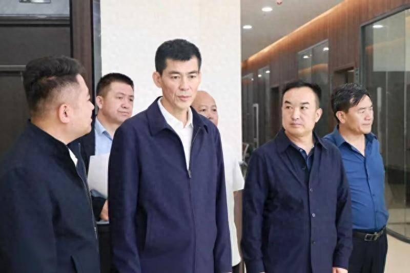 张建强调研督导宕昌县重大项目和老旧小区改造项目建设工作