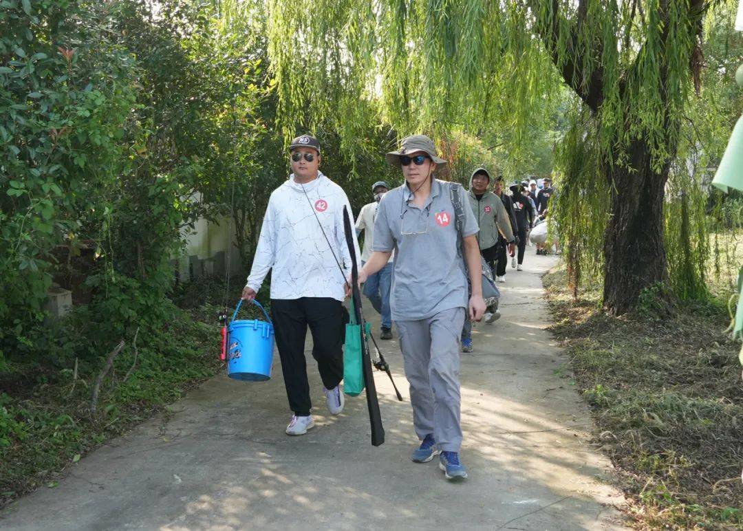 2024年上海市第四届市动会“铁廊头杯”上海市路亚公选拔竞赛在廊下举行(图1)