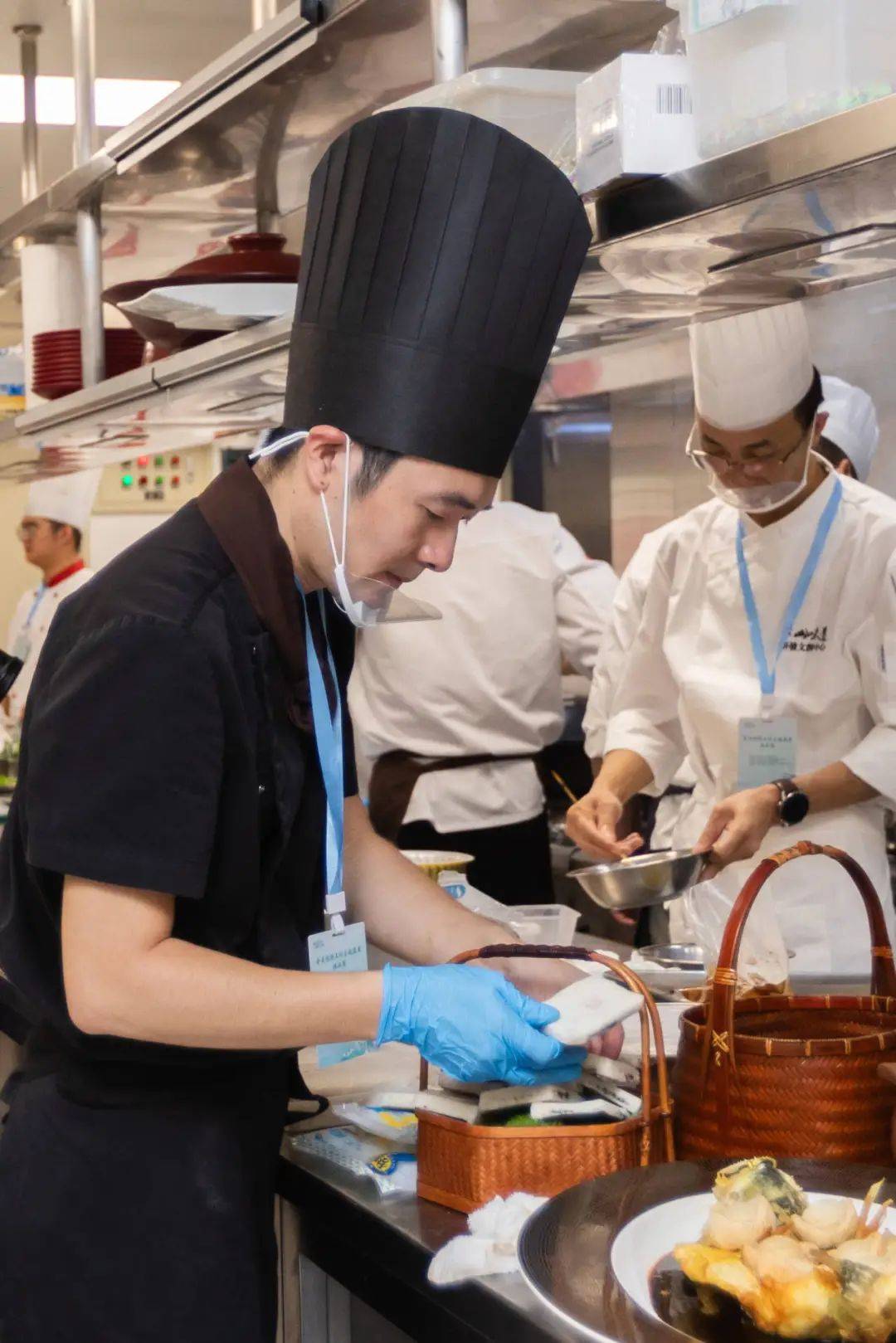 【新闻转载】人气榜第一,十佳榜第三,被赞可上"国宴"!