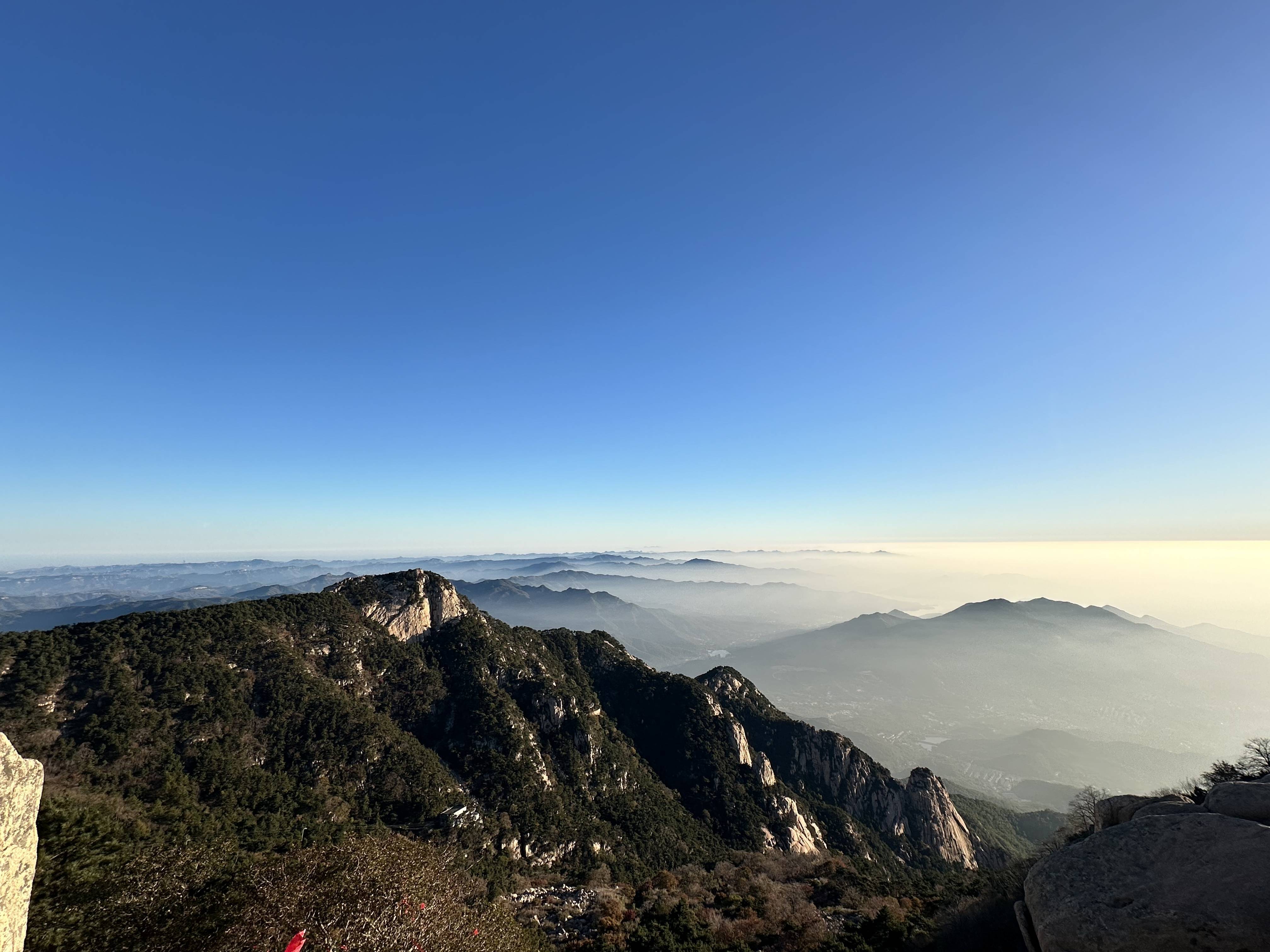 泰山云雾图片