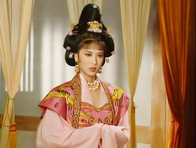 大郑爽 女星大郑爽：哥哥、父亲先后离世，母亲患脑梗，孝心压垮她的爱情_手机搜狐网