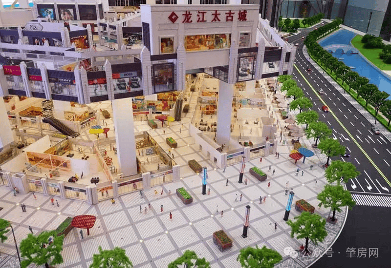 而目前,区域内,在售(或规划与在建)的楼盘项目,包括龙江太古城,雍晟