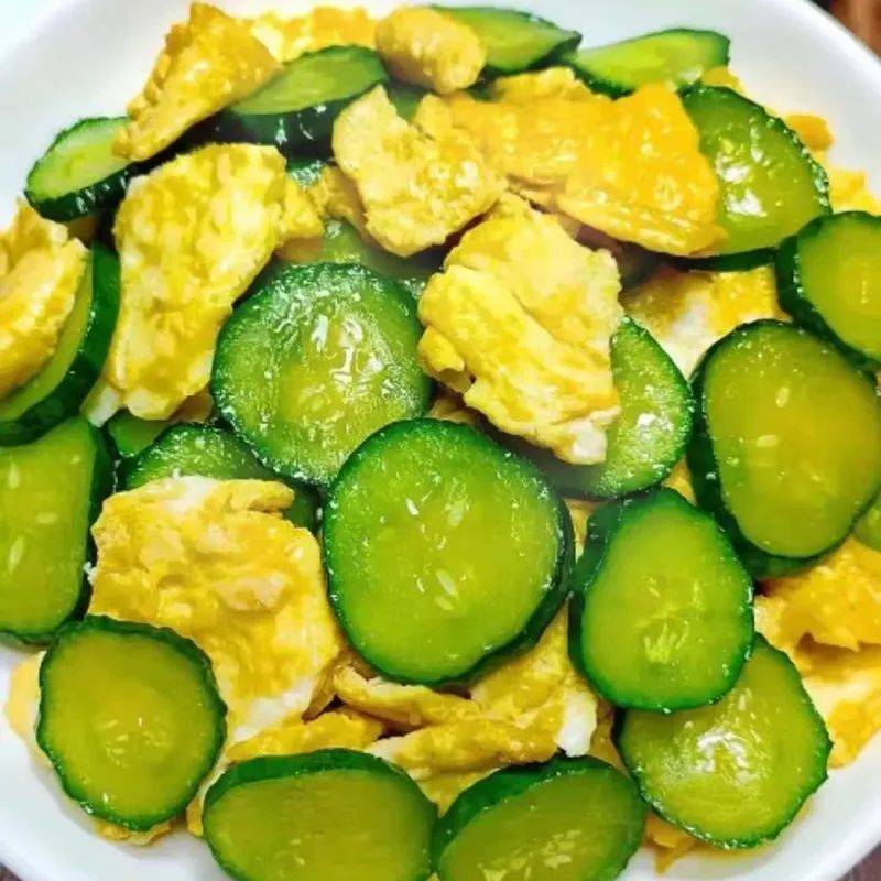 周五食谱早餐白米粥,鲜肉包,馒头中餐黄金鸡腿,凉薯炒肉,红烧冬瓜