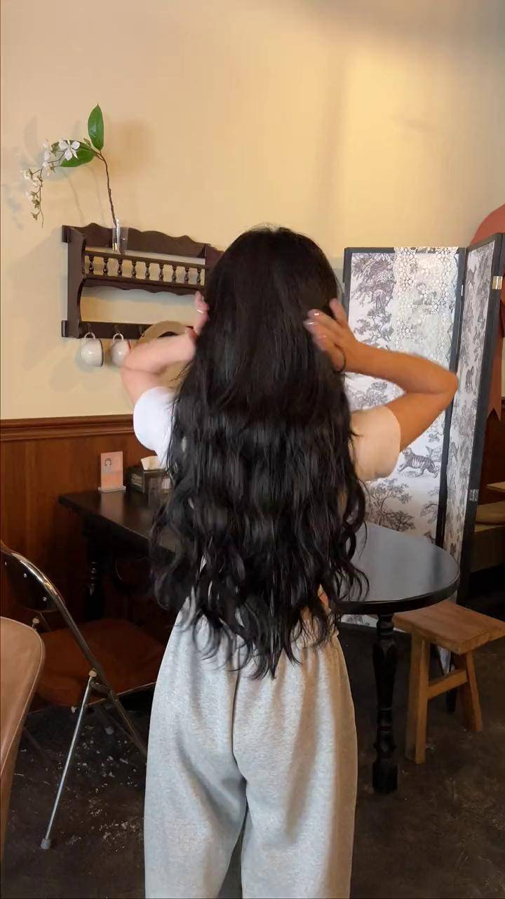 能砸能散的假发片,只需要两位数接头发 卷发 背影