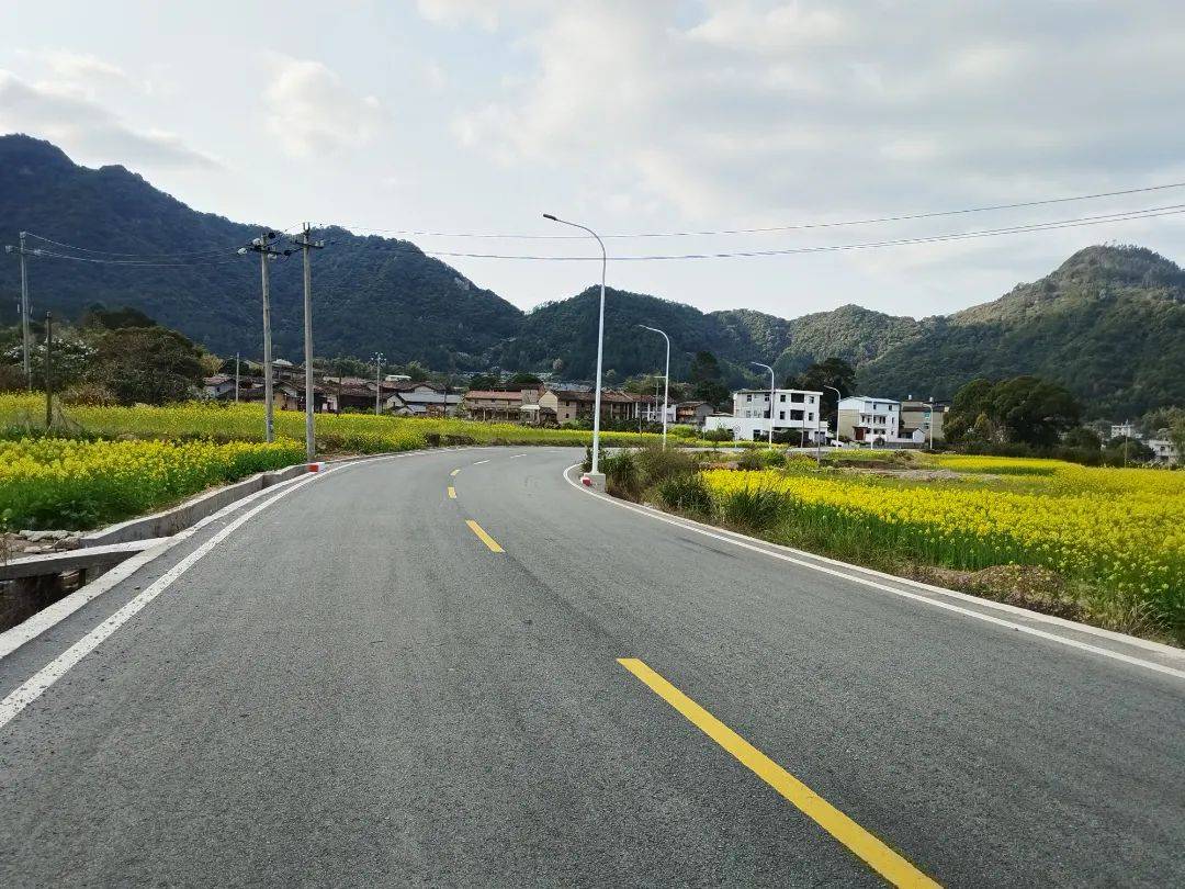 路"建设目标,大力推进公路提档升级,重点提升改造g534线东张至一都段