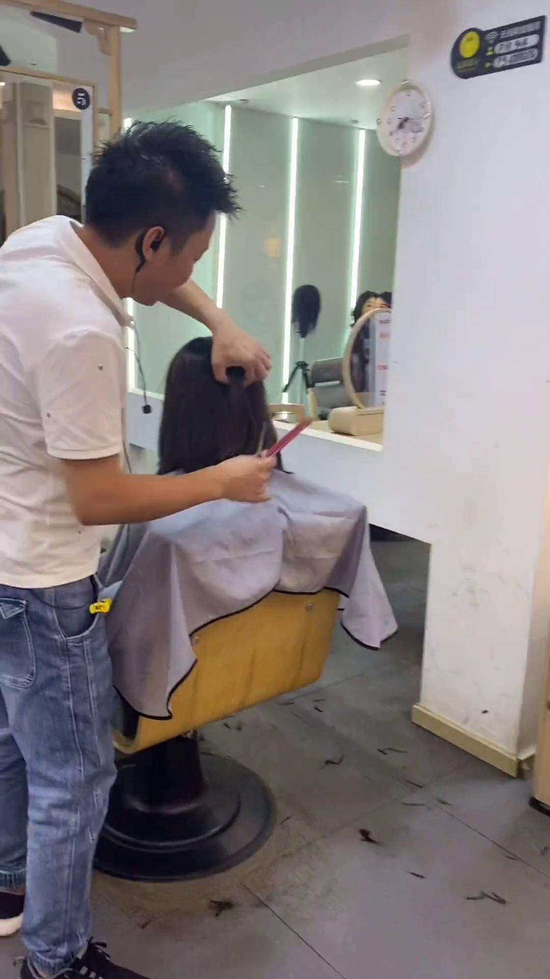 剪发基础系统 向你哥学吧,别再摇摇晃晃了 哥才能送你上路