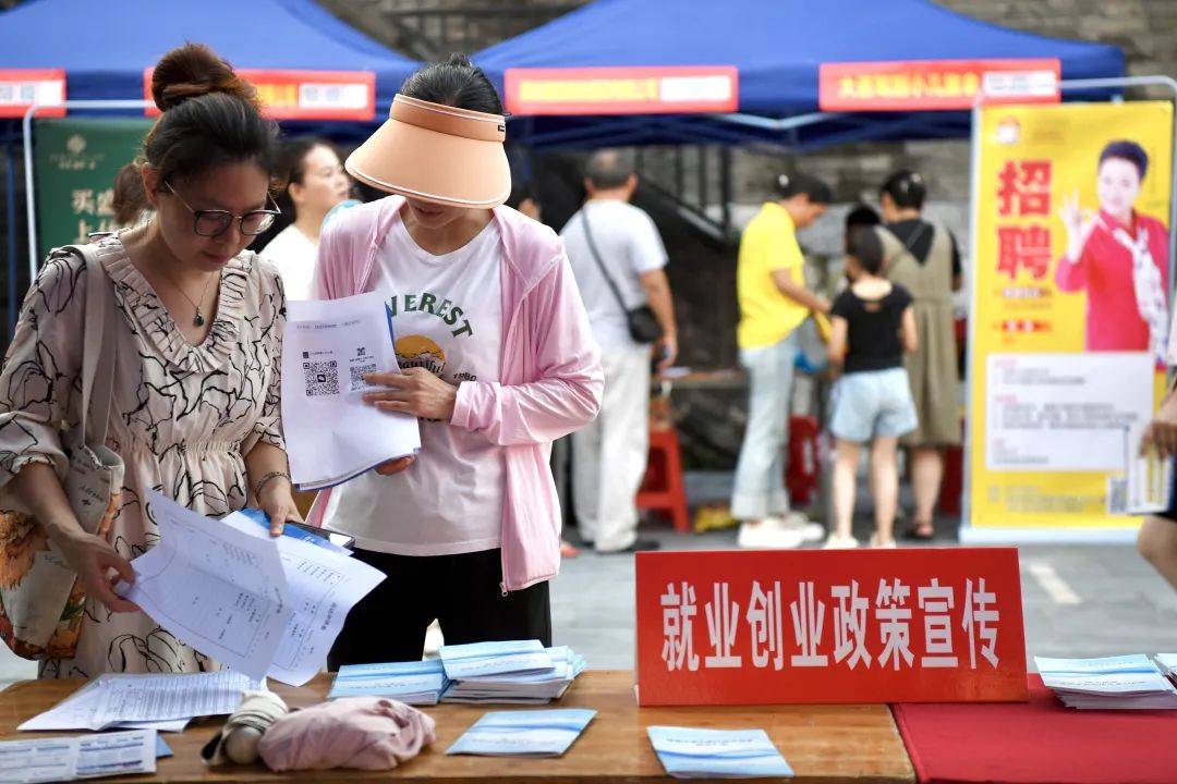 2024年襄阳人口2024_2024年湖北省高考,各地市600分以上学生比率,这样算才令人信