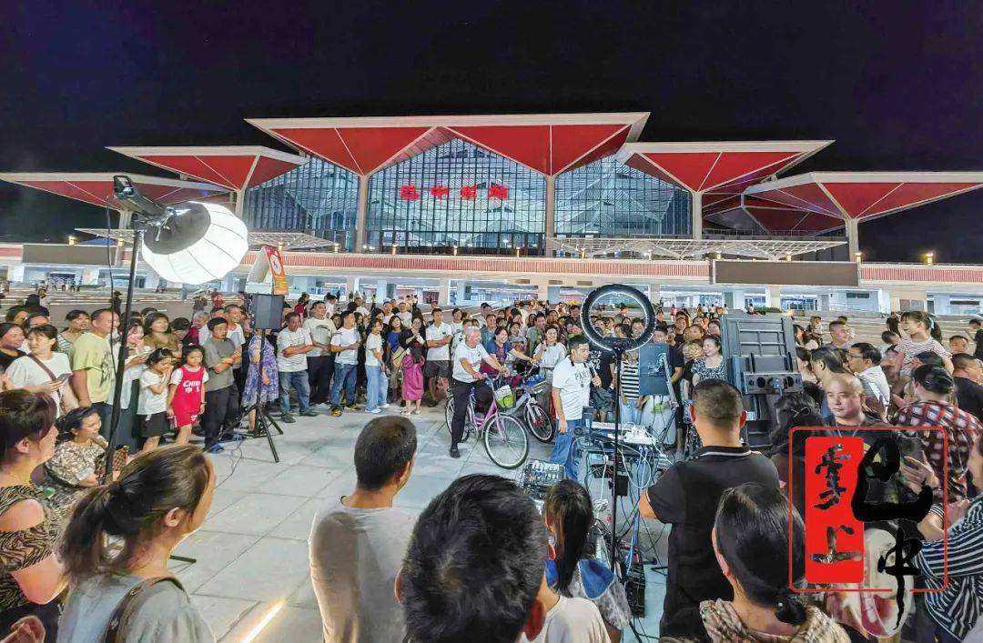 苟日新 日日新 ——巴中三季度工作综述