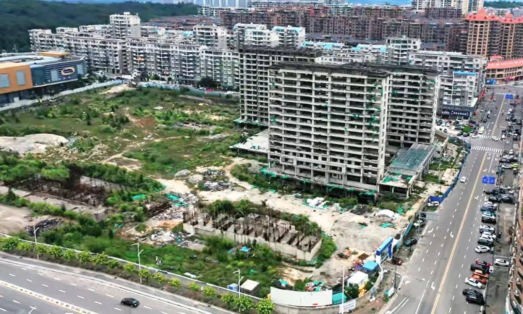 2020年11月/2021年9月,奥园·城央玖著两次取证并对外销售.