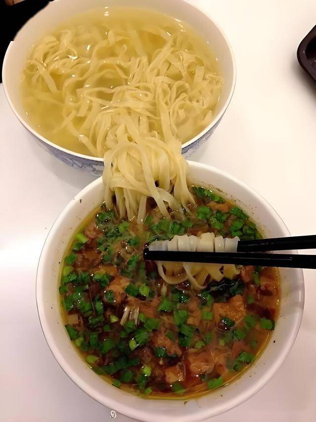 户县摆汤面:一碗老汤,千般滋味,尽显秦地风情