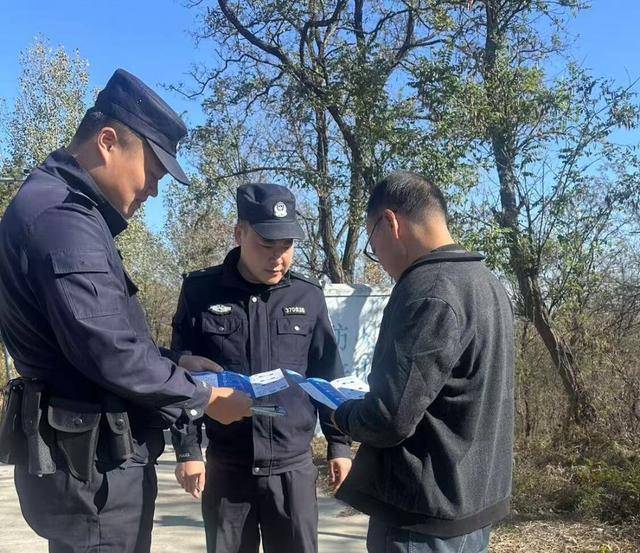 莱西公安:秋日里的美景与美"警"