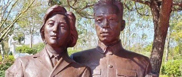 江西籍开国中将梁兴初纪念像在南昌洪福揭幕（组图）_任桂兰_梁晓源_夫妇