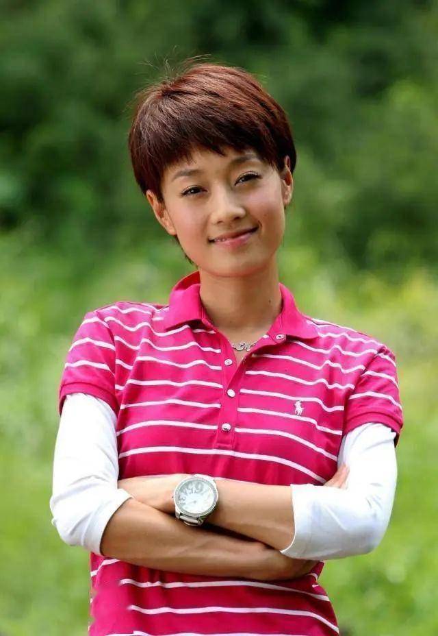 终于知道马伊琍为什么一直留短发,因为怕长发太美遭人嫉妒!