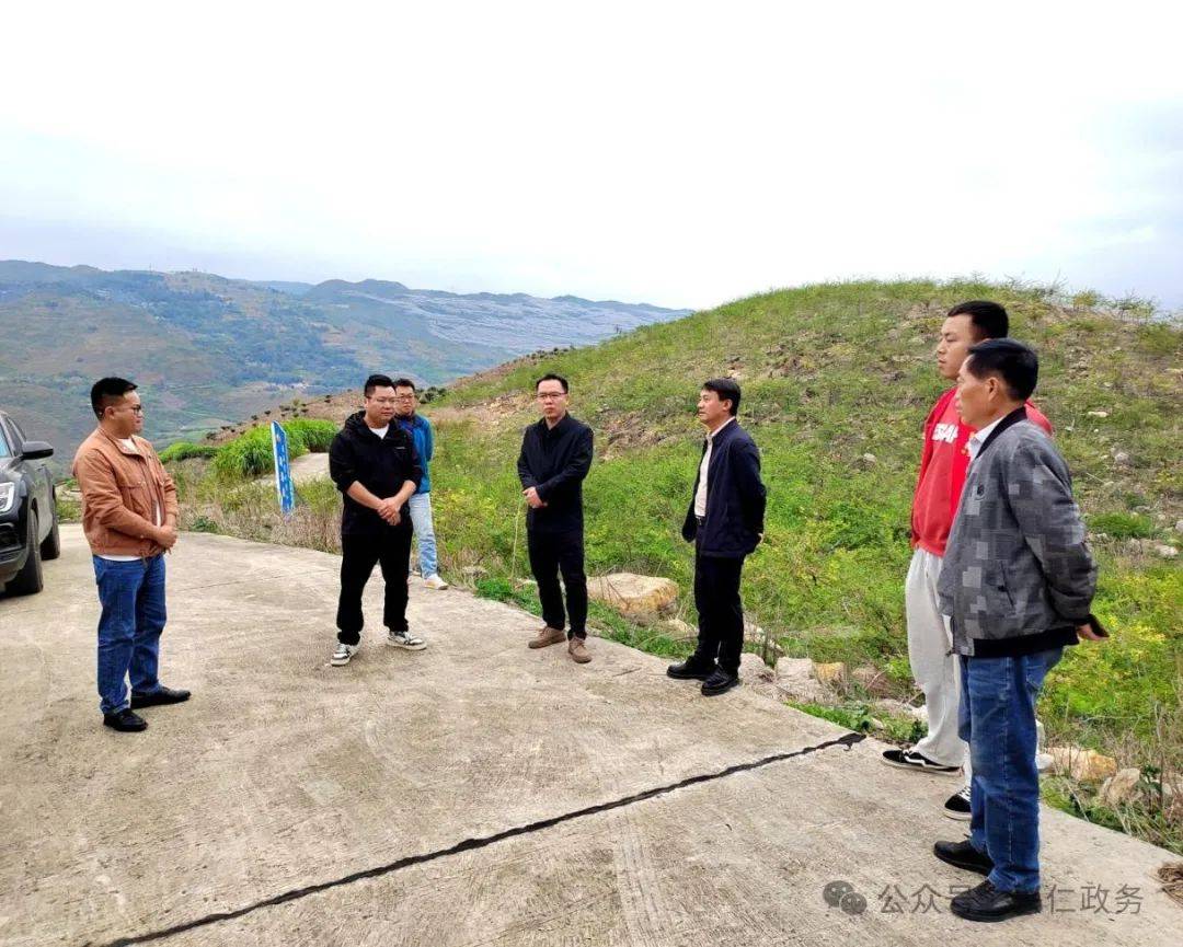 李文博先后前往上务村,河坝村,猪槽箐村等地,通过