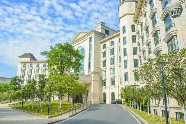 499元住肇庆四会岭南东方酒店,含自助早餐 农家美食,泡温矿泉 泳池