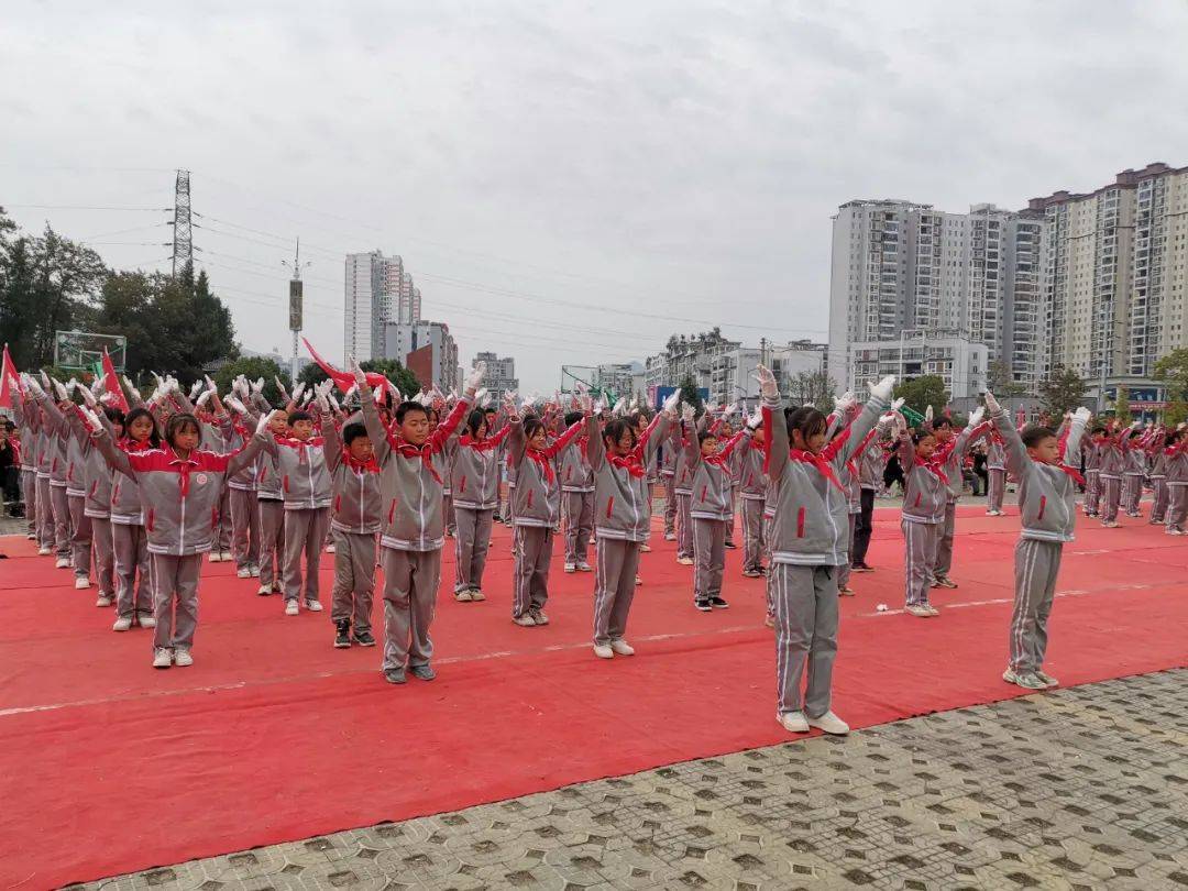 县庆中学举办"阿仡山寨迎客舞"比赛_班级_务川_文化